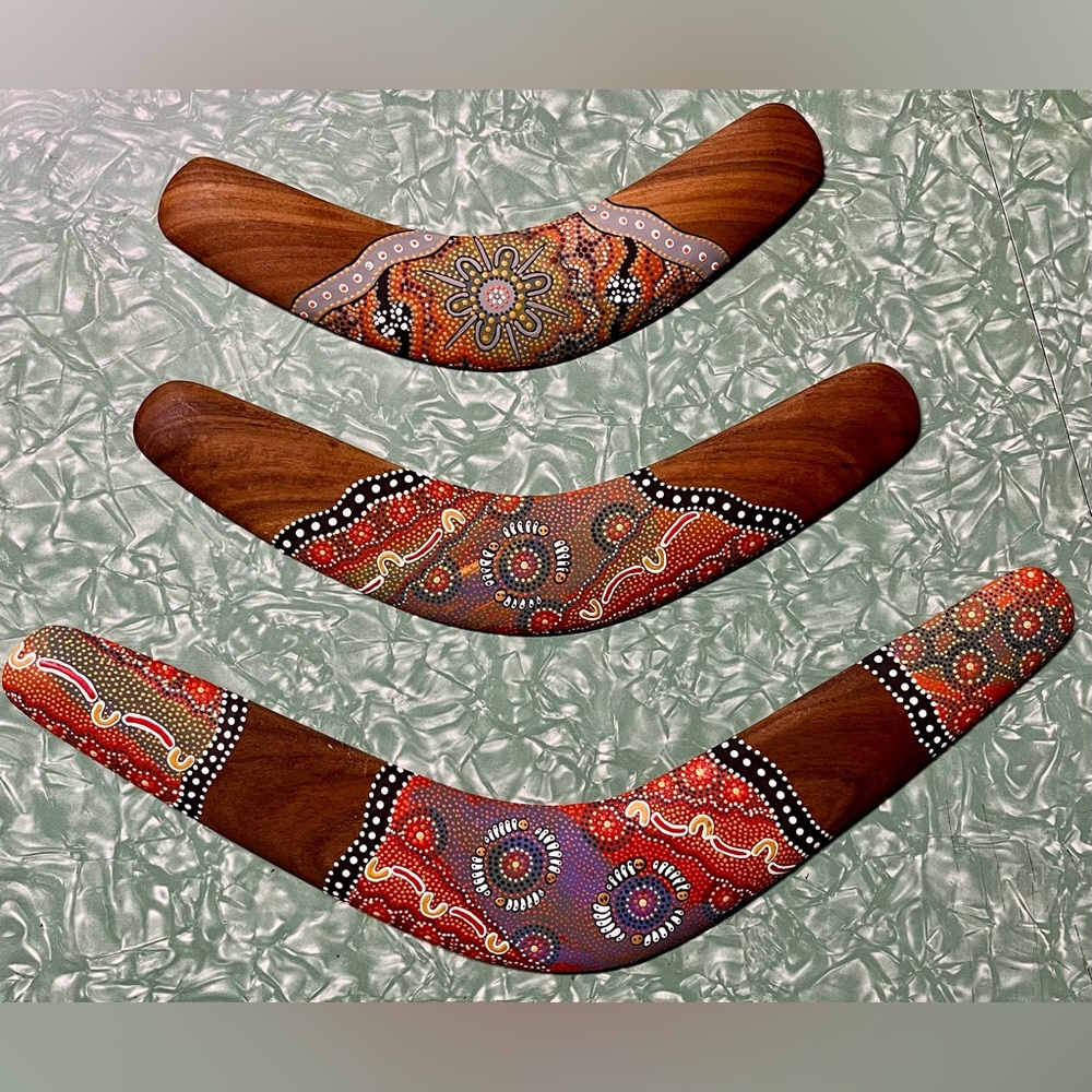 Spirit Gallery Aboriginal art set of 3 boomerang from Sydney Australia